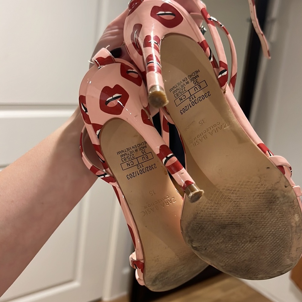 Lips heel - Picture 6 of 6